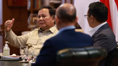 Target Pertumbuhan 8%: Strategi Pemberdayaan Rakyat dan Penciptaan Lapangan Kerja Masif