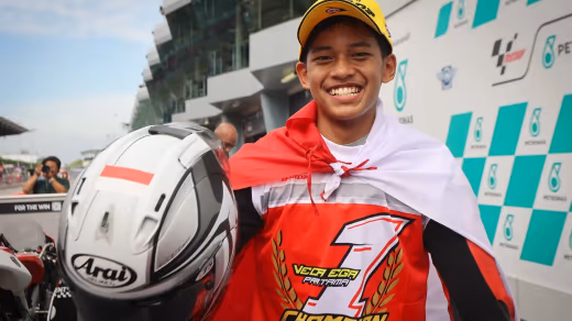 Sejarah Baru Otomotif: Veda Pratama Rengkuh Podium Perdana Indonesia di Moto3 2026
