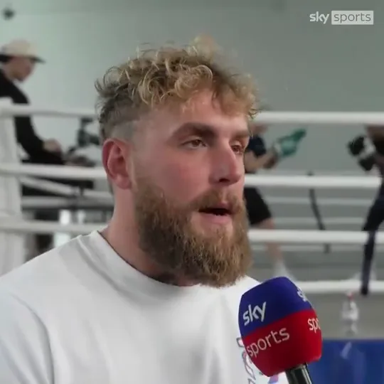 Bursa Crossover Fight: Jake Paul Tantang Francis Ngannou, Klaim Siap Cetak KO Brutal
