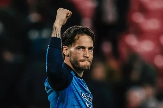Buka Peluang ke Camp Nou: Álex Remiro Jawab Rumor Transfer ke Barcelona
