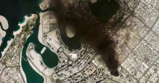 Breaking: Kebakaran Fasilitas di Bahrain Akibat Serangan Pro-Iran Terkendali