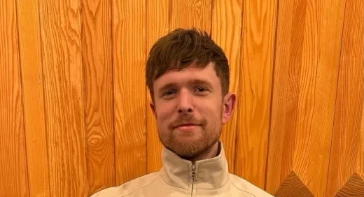 Sikap Tegas James Blake: Minta Namanya Dihapus dari Album 'Bully' Milik Kanye West
