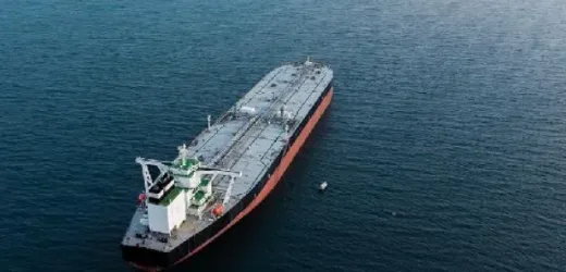 Dua Kapal RI Terjebak di Selat Hormuz: Indonesia Desak "Safe Passage" Segera