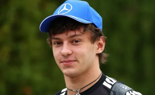 Sejarah Tercipta: Kimi Antonelli Jadi Pemimpin Klasemen F1 Termuda