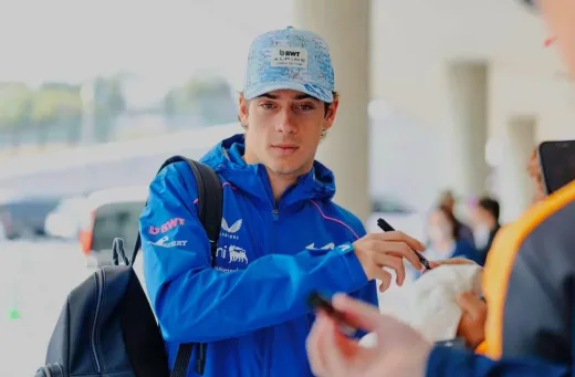 Jacques Villeneuve Kecam Keras Franco Colapinto Atas Insiden 'Berbahaya' yang Menimpa Oliver Bearman di Suzuka