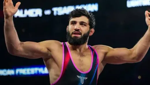 Chaos Memprediksi: Colby Sebut Strickland Akan 'Dihancurkan' oleh Khamzat