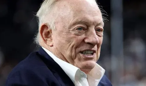 Transfer Alert! Kata-kata Jerry Jones Tentang Maxx Crosby Picu Spekulasi Kepindahan ke Cowboys