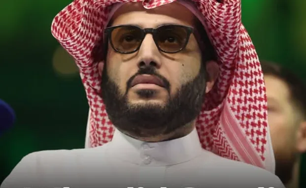 Boxing Powerplay! Turki Alalshikh Umumkan Mega-Fight 2026: Canelo hingga Fury dalam Satu Panggung
