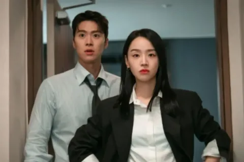 Chemistry Intens Shin Hae-sun dan Gong Myung dalam "Filing for Love": Dinamika Rivalitas Menjadi Romansa