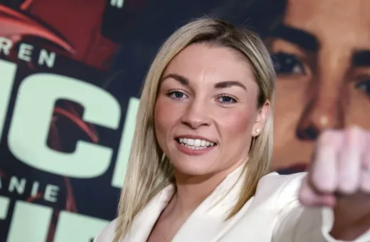 Undefeated Queen! Lauren Price Bersiap Pertahankan Gelar Dunia di Tengah Dominasi Tinju Wanita 2026
