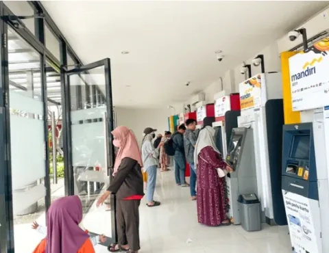 Sektor Big Banks Terkoreksi Berjamaah: Rupiah Melemah dan Tekanan Global Jadi Trigger Utama