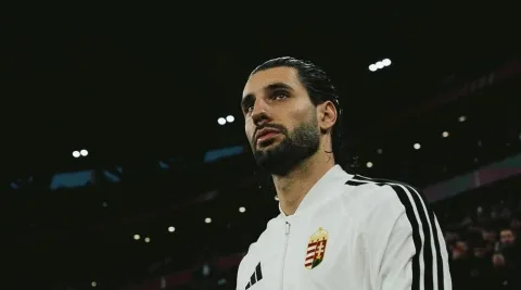 Dominik Szoboszlai Buka Suara soal Rencana Hengkangnya Mohamed Salah dari Liverpool