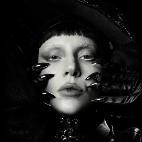 Infeksi Pernapasan Memburuk: Lady Gaga Batalkan Konser Final di Montreal, Kanada