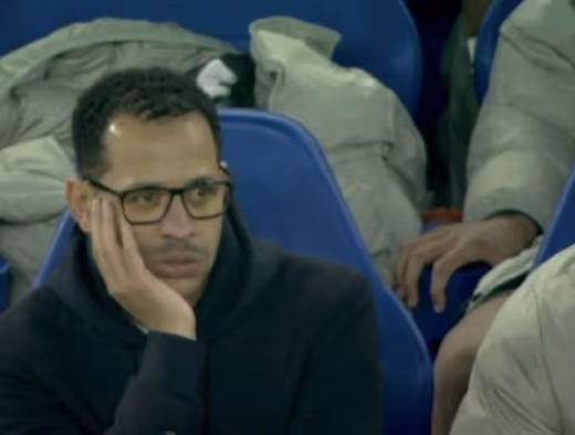 Liam Rosenior Tekankan Chelsea Harus Tampil Proaktif dan Berani Hadapi Manchester City