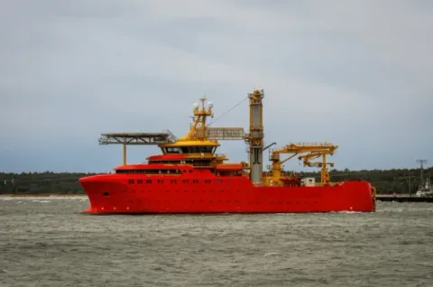 ELPI Perkuat Dominasi Maritim: Akuisisi Kapal DP3 MPSV Senilai US$ 50 Juta untuk Ekspansi Offshore