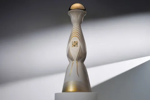 Clase Azul Rilis Tequila Edisi Terbatas Piala Dunia 2026 Seharga Rp27 juta