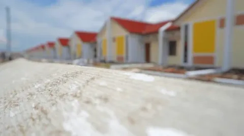 Alarm Risiko Sektor Properti: NPL KPR Non-Subsidi Tembus 5,2% Akibat Pressure Suku Bunga dan PHK