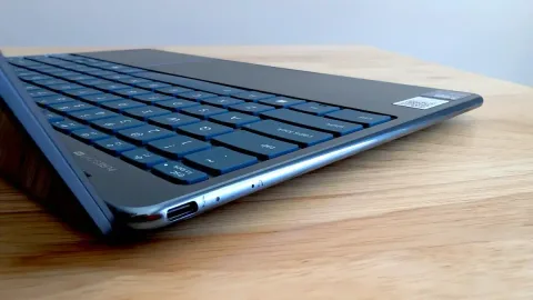 Tren Laptop Premium Makin Tipis, Pengguna Kehilangan Port Esensial