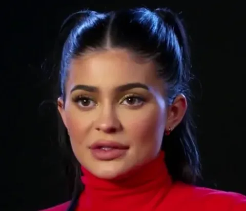 Kylie Jenner Digugat Mantan ART Atas Dugaan Lingkungan Kerja 'Beracun dan Kasar'