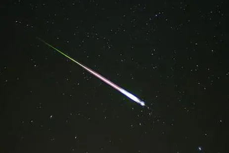 Astronomi: Puncak Hujan Meteor Lyrid 2026 Jadi Momentum Pengamatan Langit Global