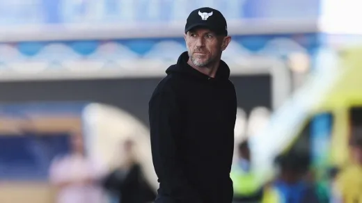 Gary Rowett Buka Suara Soal Masa Depannya di Leicester City: "Keputusan Besar dan Berat Diperlukan"