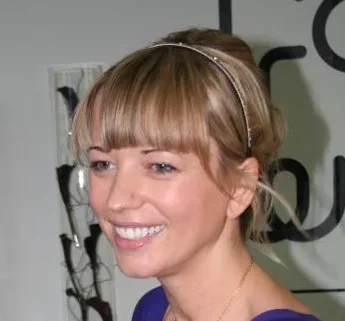Sara Cox Resmi Gantikan Scott Mills di BBC Radio 2 Breakfast Show: "Mimpi yang Menjadi Kenyataan"