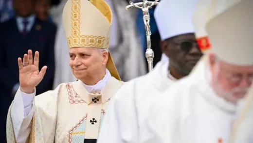 Paus Fransiskus Tutup Kunjungan Bersejarah di Afrika: Kedaulatan Iman dan Misi Perdamaian di Guinea Khatulistiwa