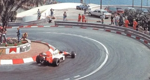 Tragedi Mekanis di Monaco: Legenda F1 Alami Kecelakaan dengan Ferrari Klasik dan Kedaulatan Warisan Balap yang Terancam