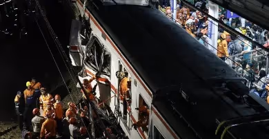 Duka Transportasi: Korban Jiwa Kecelakaan Kereta Api Indonesia Meningkat Jadi 14 Saat Evakuasi Rampung dan Kedaulatan Respons Darurat 2026