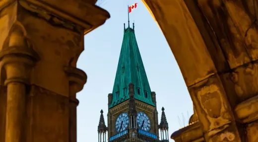 Garis Keras Ottawa: Kanada Usulkan Larangan ATM Bitcoin Akibat Lonjakan Kasus Penipuan dan Kedaulatan Perlindungan Finansial 2026