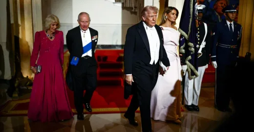 Jimmy Kimmel Bandingkan Klaim Silsilah Donald Trump dengan Plot Film Komedi 'King Ralph'