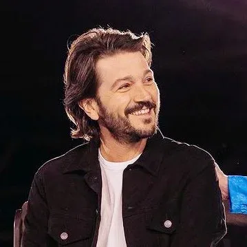 Diego Luna Bergabung dalam Proyek Live-Action Tangled Disney bersama Kathryn Hahn