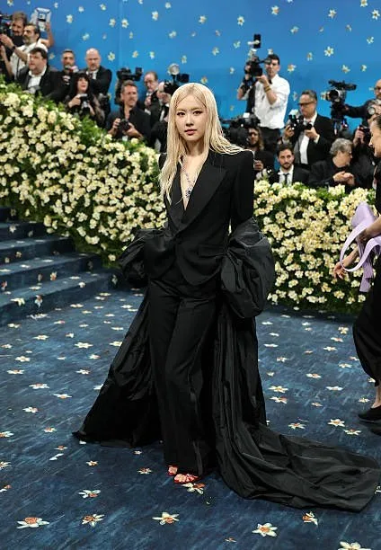 Met Gala 2026: Tema "Costume Art" dan Harga Tiket yang Mencetak Rekor Baru