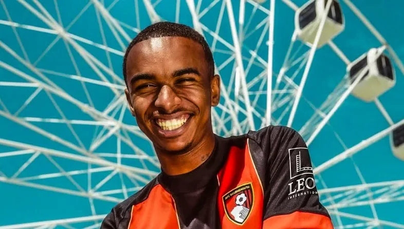 Barcelona Masuk Persaingan Perebutan Wonderkid Bournemouth Senilai โฌ70 Juta, Eli Junior Kroupi