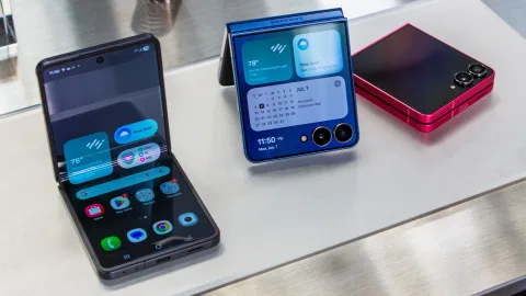Bocoran Samsung Galaxy Z Flip 8: Janjikan Desain Tanpa Lipatan dan Bobot Lebih Ringan