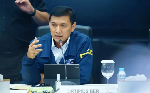 Operasi Presisi: Polri Tangkap Buronan Interpol Kasus Penipuan Siber, Pertegas Kedaulatan Penegakan Hukum Lintas Batas