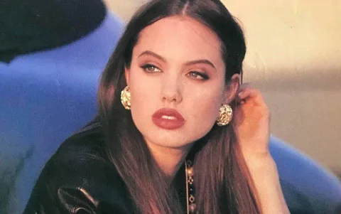 Kemenangan Penting Angelina Jolie: Hakim Tolak Permintaan Brad Pitt untuk Mengakses Email Pribadi