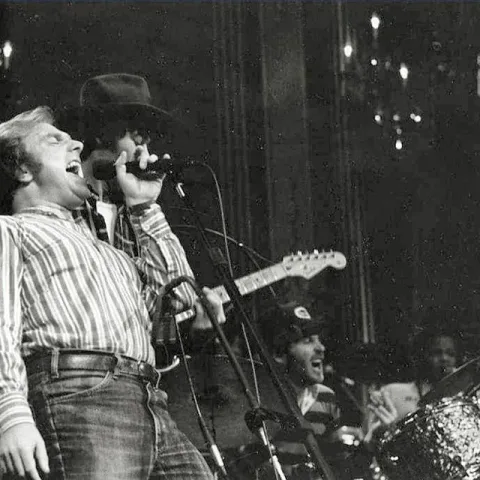Van Morrison Cetak Sejarah: Jadi Musisi Pertama yang Menggelar Residensi di Venue Baru Olympia London