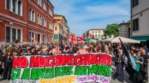 Krisis di Venice Biennale 2026: Ratusan Seniman dan Paviliun Nasional Mundur dari Nominasi Penghargaan sebagai Aksi Solidaritas
