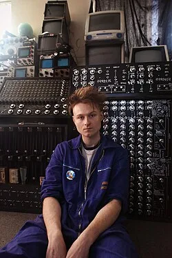 Kilas Balik The Met Lounge: Klub Peterborough yang Menjadi Saksi Awal Karier Sam Battle Sebelum Eurovision