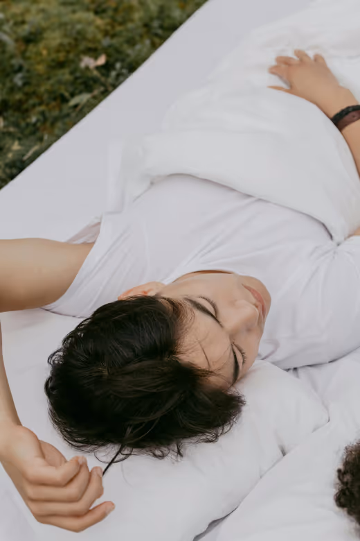 Peneliti Temukan Mekanisme Baru: Protein Tau Bikin Otak Terlalu Aktif dan Rusak Tidur