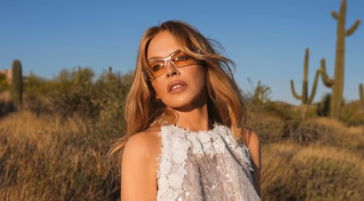 Sisi Hati Kylie Minogue: Menemukan Kebebasan Hidup Melajang dan Kenangan Mendalam Michael Hutchence sebagai Cinta Sejatinya