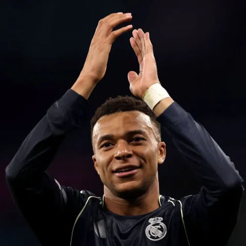 Tiga Pilar Real Madrid Tinggalkan Bernabeu, Mbappe Juga Terancam Di Depak