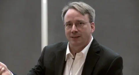 Krisis Efisiensi: Linus Torvalds Peringatkan Banjir Laporan Bug AI yang Lumpuhkan Keamanan Kernel Linuxxx