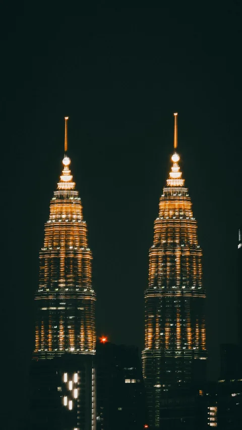Regulasi Rampung: Indonesia dan Malaysia Setujui Alih Aset Migas ke JV Eni-PETRONAS "SEARAH"