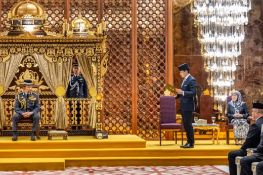Sultan Hassanal Bolkiah Lantik Kabinet Baru Brunei untuk Empat Tahun ke Depan