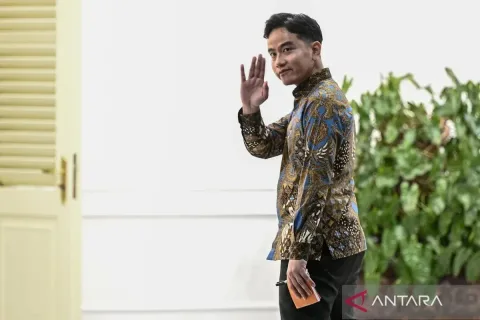 Gibran Pastikan Perbaikan Tata Kelola MBG dan Kopdes Merah Putih: Target 40 Ribu Koperasi Beroperasi Akhir 2026