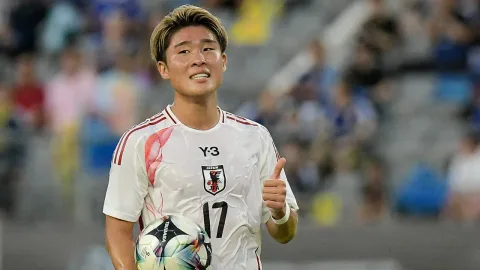 Borussia Mönchengladbach Rekrut Gelandang Jepang Zento Uno, Kontrak hingga 2030