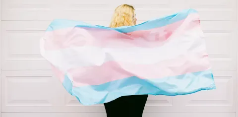 Ketika Prasangka Berubah Menjadi Kebijakan: Pola Eskalasi yang Mengancam Eksistensi Trans