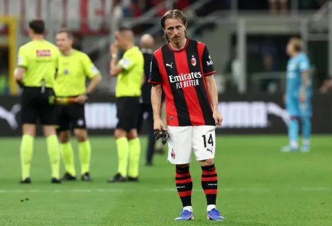 Amorim Hadapi Misi Berat: Sembilan Pemain Milan di Persimpangan Jalan